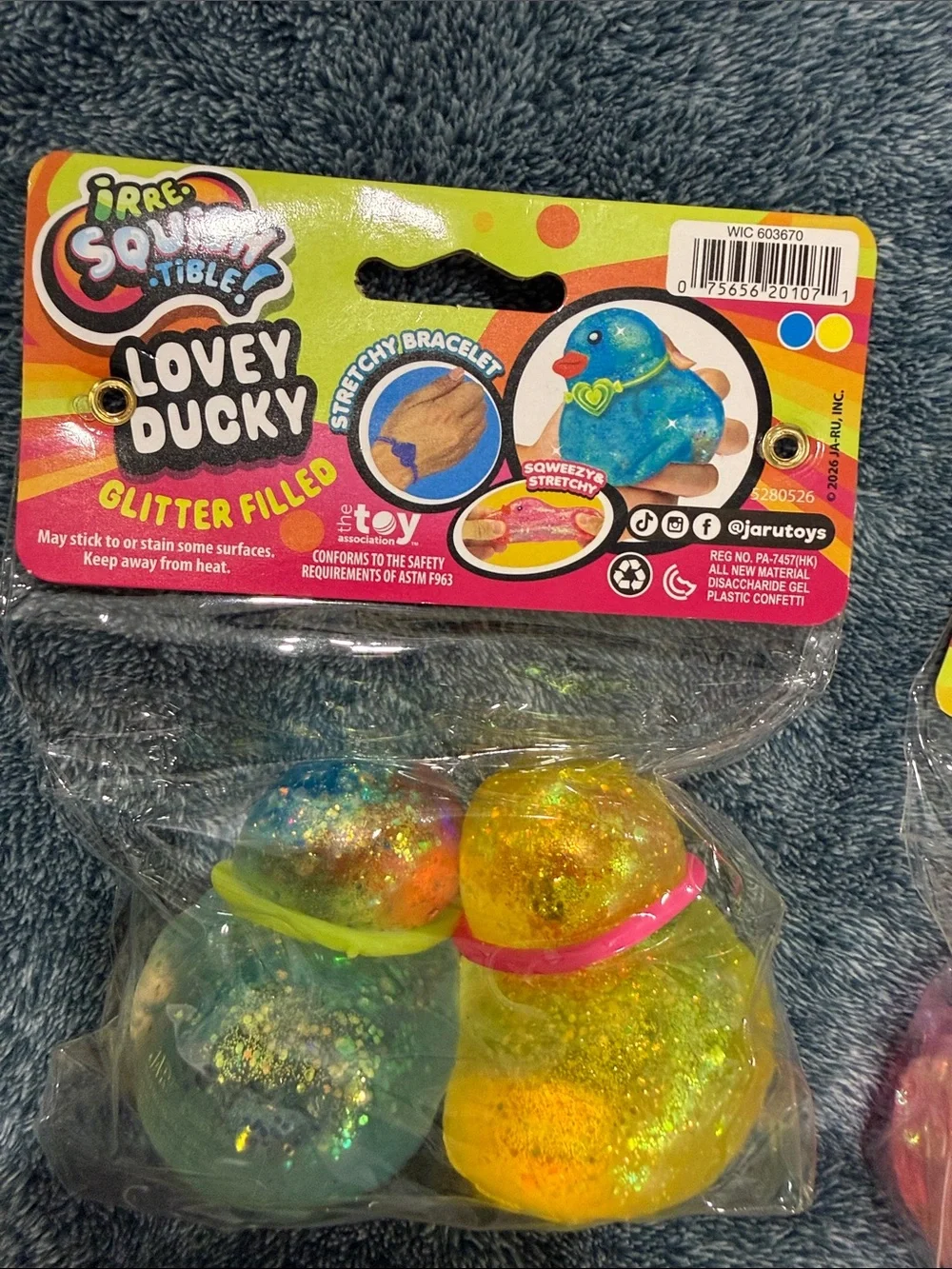 Lovey Ducky Glitter-Filled Small Pet Toy Set - Squish N' Squeak